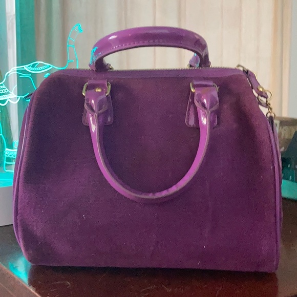 Victoria’s Secret LOVE handbag purple velvet - Picture 2 of 10